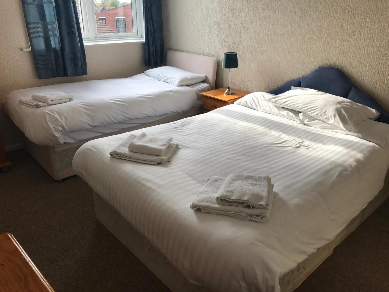 Queen Victoria Hotel Wolverhampton Buitenkant foto